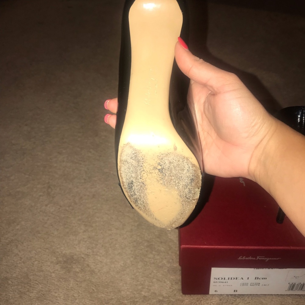 Ferragamo Black Heels with Box. Size 5 1/2 - Picture 4 of 4